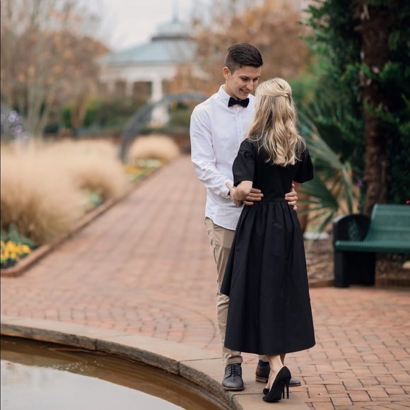 Black dress - Picture 5 of 7